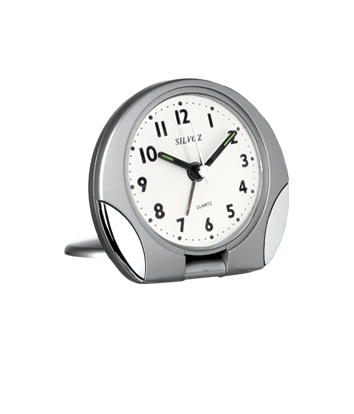 Réveil de Voyage Quartz argent - Eclairage cadran par pression sur le verre