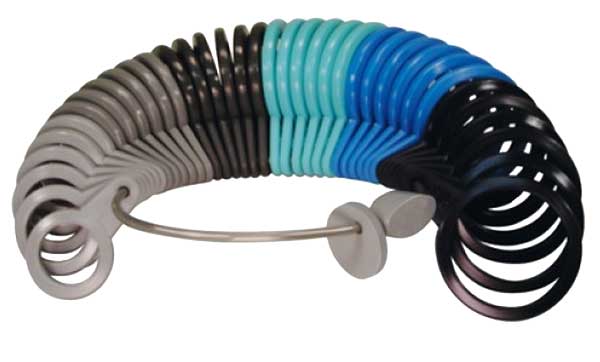 Baguier plastique de 41 à 76 mm